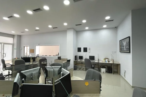 Jepet me qera Call center tek lagja Ali Demi/1000 EURO