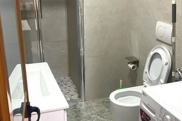 Shtepi ne shitje Apartament ne Tirane, 2+1, Mobilimi E mobiluar, Pagesa 16,000,000  Leke.