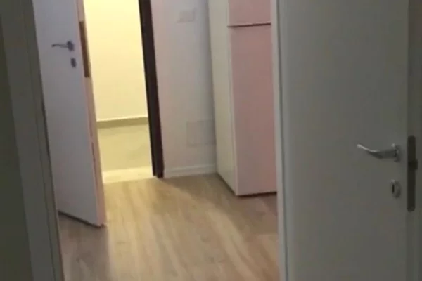 Shtepi me qera Apartament ne Tirane, 1+1, Mobilimi E mobiluar, Pagesa 35,000  Leke.