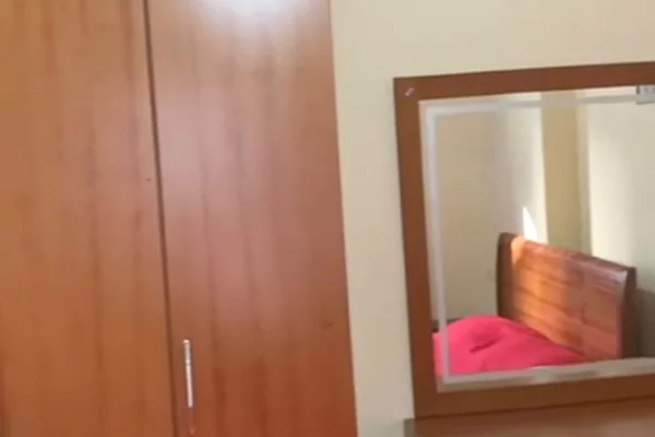 Shtepi me qera 1+1 ne Tirane - 40,000 Leke