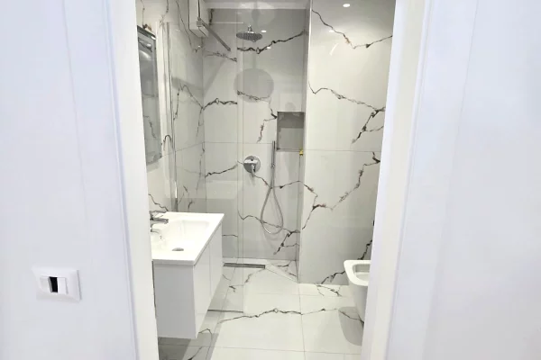 Apartment for sale in Tirana 1+1, Emty