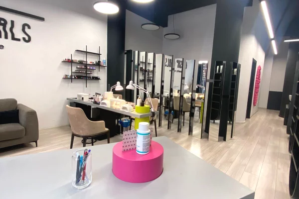 Business Property in Sale 3+1 in Tirana - 47,000 Euro