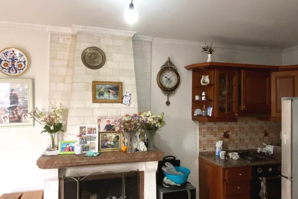 Shtepi me qera Apartament ne Tirane, 2+1, Mobilimi E mobiluar, Pagesa 45,000  Leke.