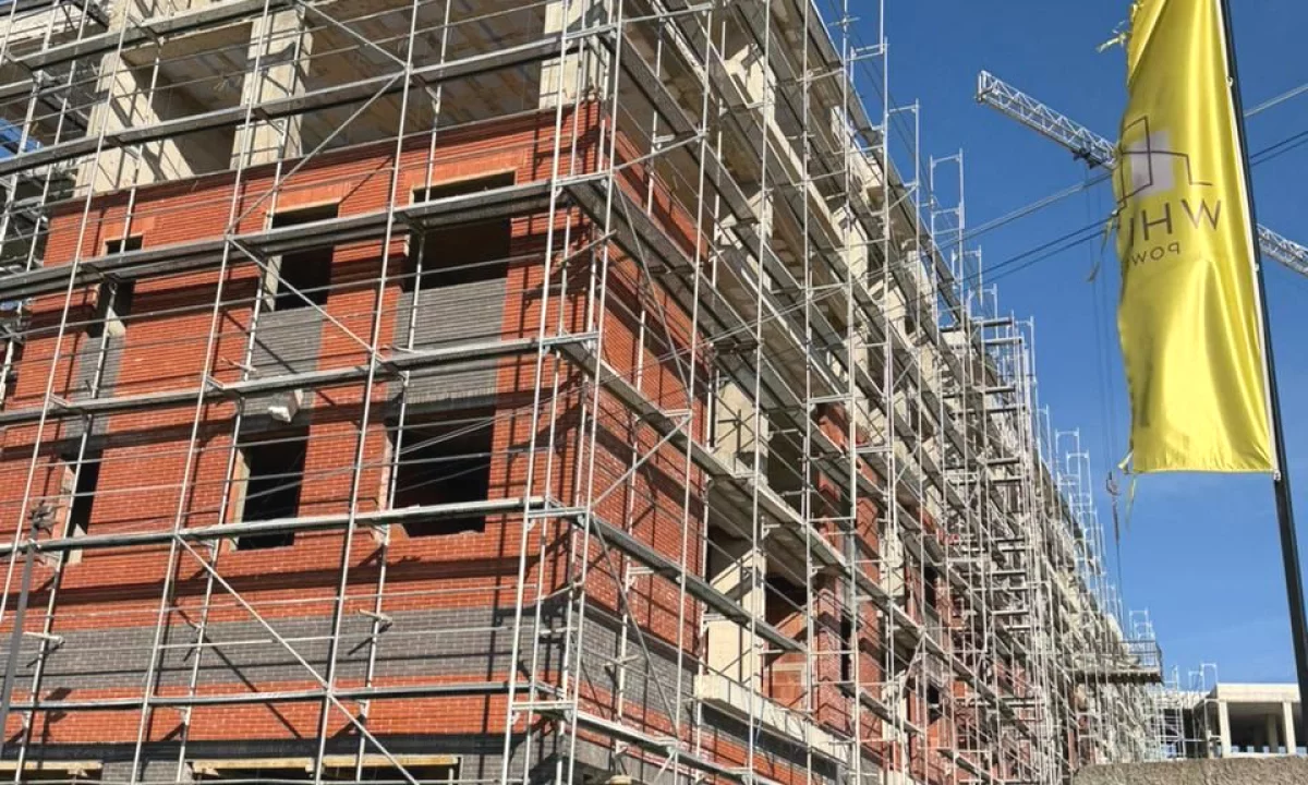 Shtepi ne shitje Apartament ne Tirane, 1+1, Mobilimi Bosh, pa mobiluar, Pagesa 64,700  Euro.