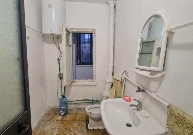 Shtepi ne shitje 1+1 ne Tirane - 40,000 Euro