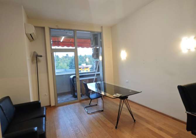Ambient biznesi me qera 3+1 ne Tirane - 1,800 Euro