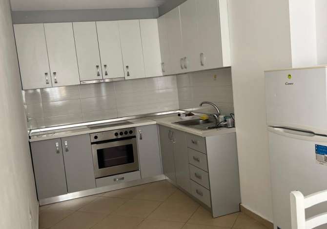 Shtepi me qera 1+1 ne Tirane - 400 Euro