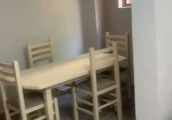 Shtepi me qera 1+1 ne Tirane - 300 Euro