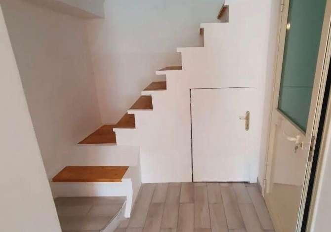 Ambient biznesi me qera 3+1 ne Tirane - 300 Euro
