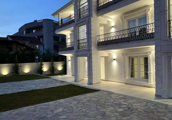 Shtepi me qera 5+1 ne Tirane - 3,000 Euro
