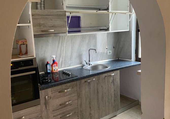 Shtepi me qera 1+1 ne Tirane - 350 Euro