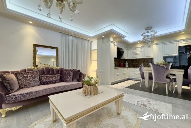 Shtepi ne shitje 3+1 ne Tirane - 2,500,000 Euro