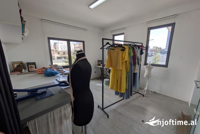 Ambient biznesi me qera 1+1 ne Tirane - 1,500 Euro