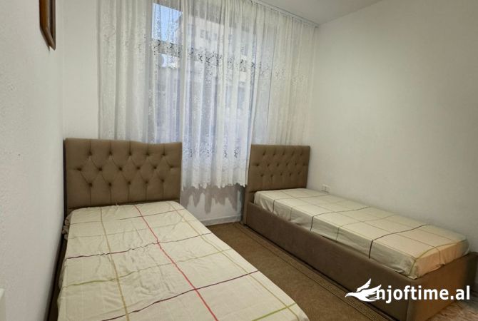 Shtepi me qera 2+1 ne Tirane - 580 Euro