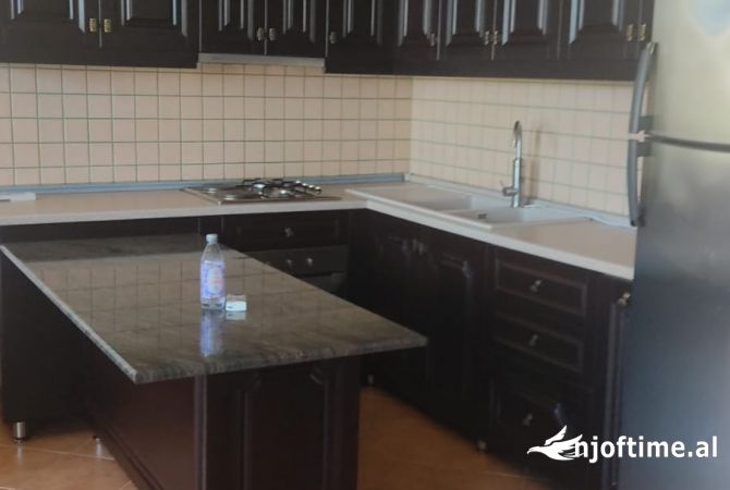 Shtepi me qera 1+1 ne Tirane - 500 Euro
