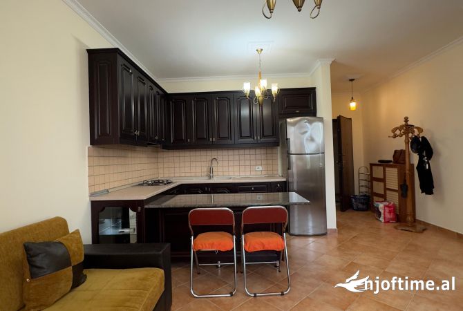 Shtepi me qera 1+1 ne Tirane - 500 Euro