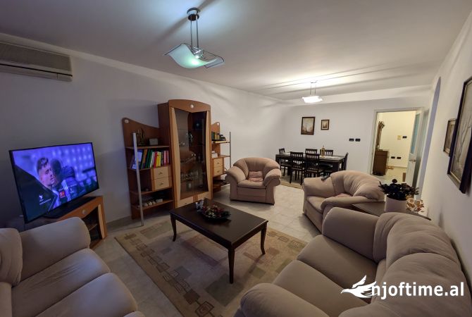 Shtepi ne shitje 3+1 ne Tirane - 170,000 Euro