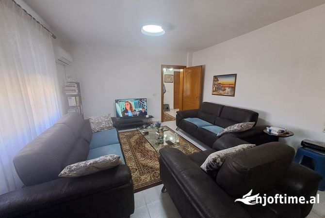 Shtepi ne shitje 1+1 ne Tirane - 85,000 Euro