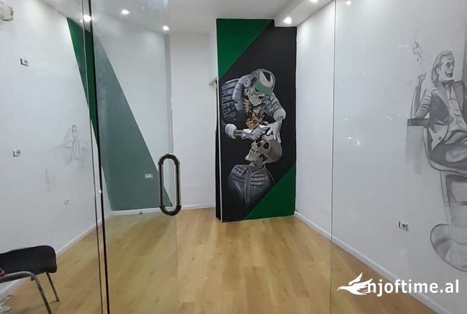 Ambient biznesi me qera 1+1 ne Tirane - 300 Euro