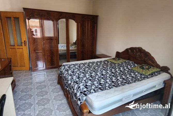 Shtepi me qera 1+1 ne Tirane - 390 Euro