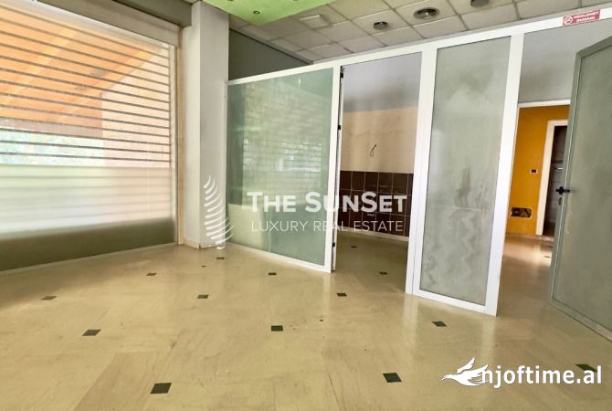 Ambient biznesi me qera 1+1 ne Tirane - 2,700 Euro