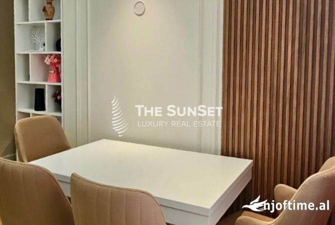 Shtepi me qera Apartament ne Tirane, 1+1, Mobilimi E mobiluar, Pagesa 700  Euro.