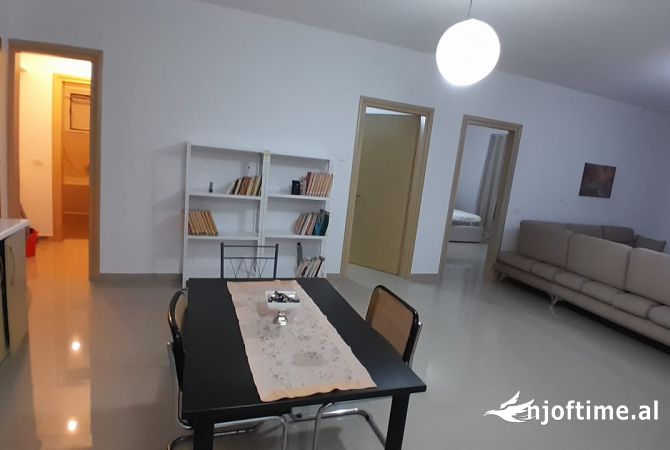Shtepi me qera 2+1 ne Tirane - 350 Euro