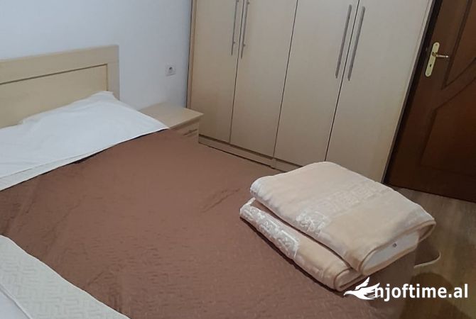 Shtepi me qera 1+1 ne Tirane - 450 Euro