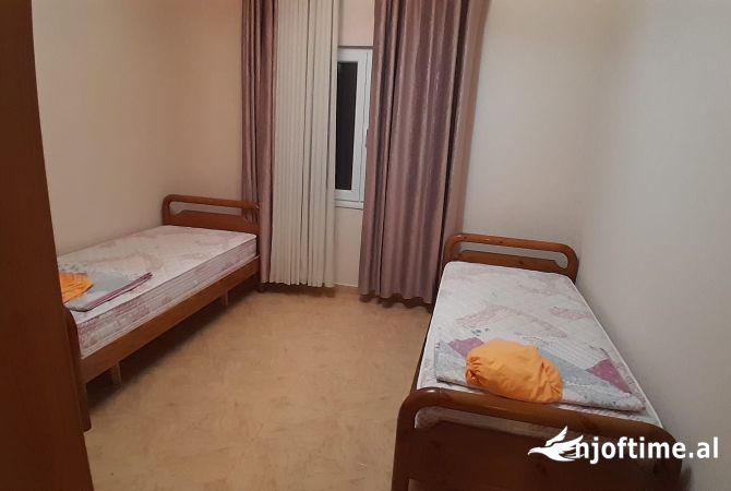 Shtepi me qera 2+1 ne Tirane - 550 Euro