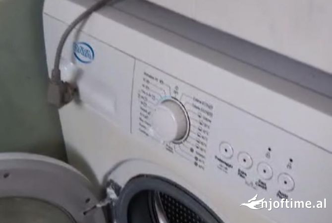 Shtepi me qera Apartament ne Tirane, 1+1, Mobilimi E mobiluar, Pagesa 300  Euro.