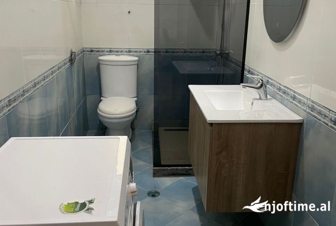 Shtepi me qera Apartament ne Tirane, 1+1, Mobilimi E mobiluar, Pagesa 400  Euro.