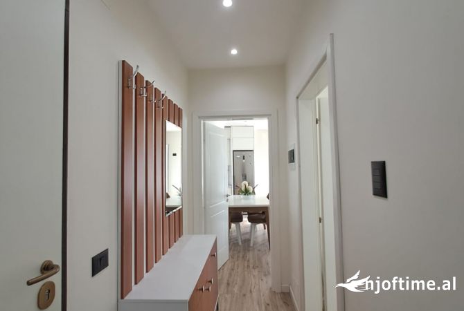 Shtepi me qera 1+1 ne Tirane - 450 Euro