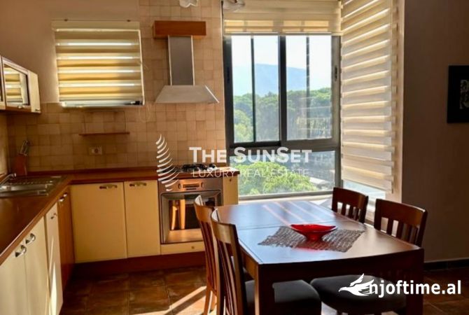 Shtepi me qera 2+1 ne Tirane - 700 Euro
