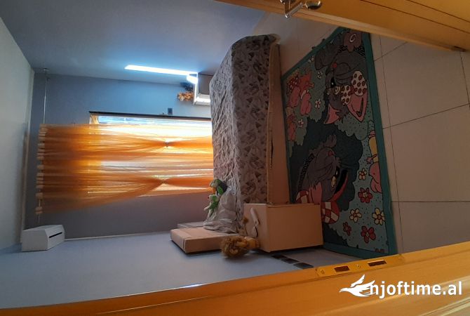 Shtepi me qera Apartament ne Tirane, 3+1, Mobilimi E mobiluar, Pagesa 500  Euro.