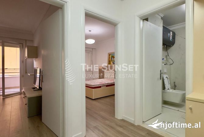 Shtepi me qera Apartament ne Tirane, 1+1, Mobilimi E mobiluar, Pagesa 750  Euro.