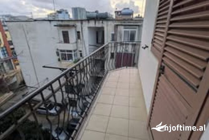 Shtepi me qera 3+1 ne Tirane - 450 Euro
