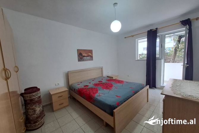 Shtepi me qera 1+1 ne Tirane - 400 Euro