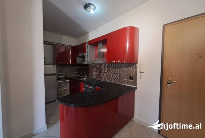 Shtepi ne shitje 1+1 ne Tirane - 106,000 Euro