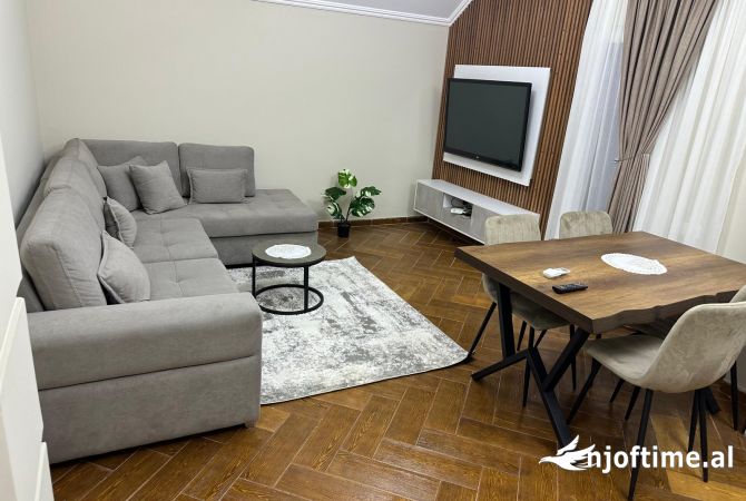 Shtepi me qera 2+1 ne Tirane - 480 Euro