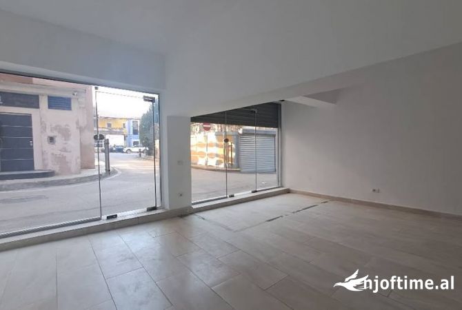 Ambient biznesi me qera 1+1 ne Tirane - 500 Euro