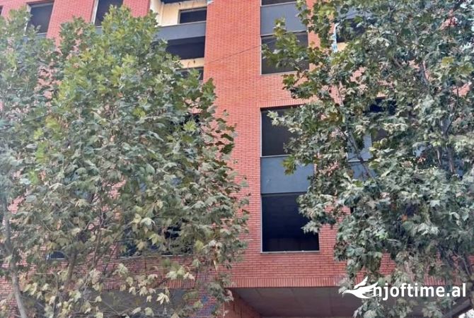 Shtepi ne shitje 1+1 ne Tirane - 74,000 Euro