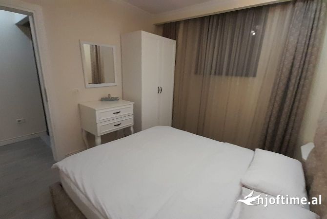 Shtepi me qera 1+1 ne Tirane - 400 Euro