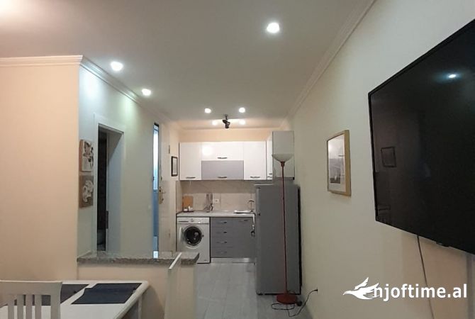 Shtepi me qera 1+1 ne Tirane - 400 Euro