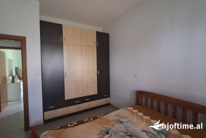 Shtepi ne shitje 7+1 ne Tirane - 240,000 Euro
