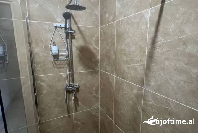 Shtepi me qera Apartament ne Tirane, 1+1, Mobilimi E mobiluar, Pagesa 350  Euro.