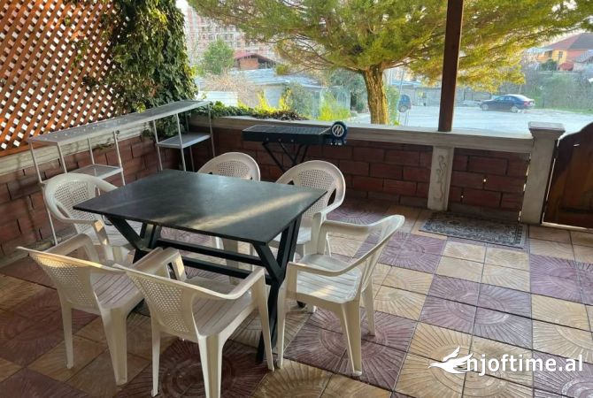 Shtepi me qera Apartament ne Tirane, 1+1, Mobilimi E mobiluar, Pagesa 350  Euro.