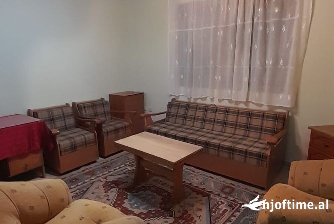 Shtepi me qera 1+1 ne Tirane - 250 Euro