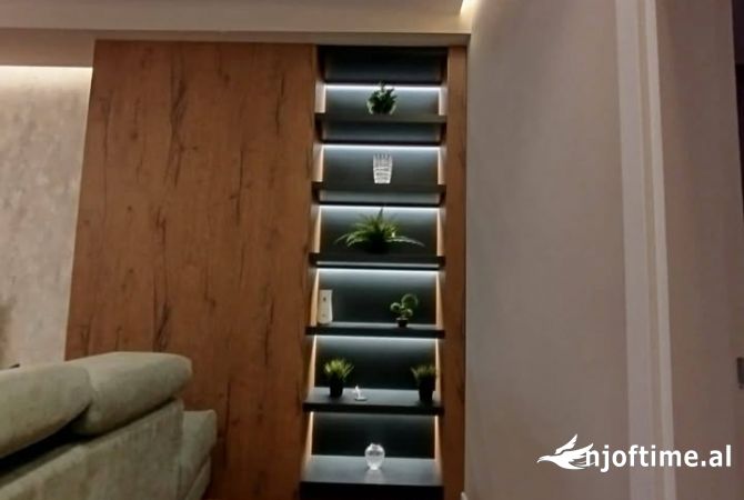 Shtepi ne shitje Apartament ne Tirane, 2+1, Mobilimi E mobiluar, Pagesa 280,000  Euro.