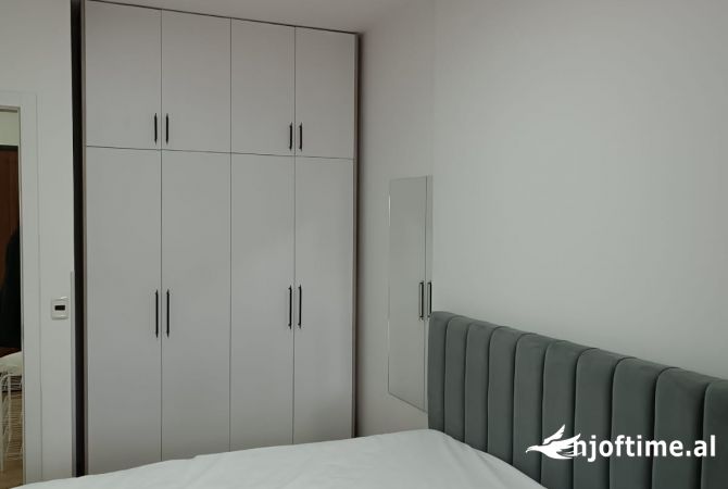 Shtepi me qera Apartament ne Tirane, 1+1, Mobilimi E mobiluar, Pagesa 500  Euro.