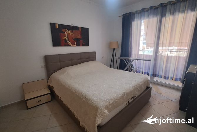 Shtepi me qera 2+1 ne Tirane - 400 Euro